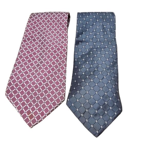 Tommy Hilfiger Two Neck Tie Bundle, Blue, Red, Diamond Design, Silk - Picture 1 of 6